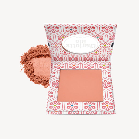 Le blush BIO Corail de la marque Charlotte BIO